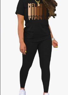 Women's Alphabet Printed Round Neck T-Shirt And Leggings Set