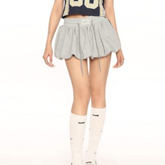 Women's Solid Color Casual Knitted Flower Bud Short Skirt
