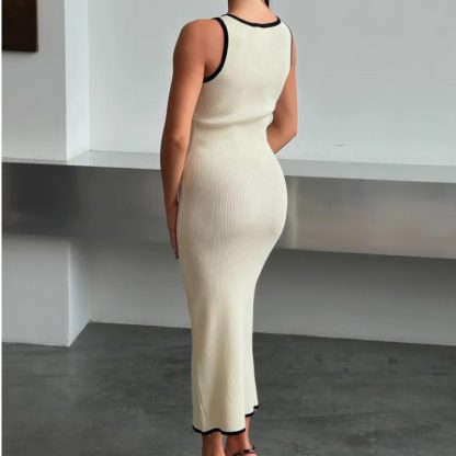 Vest-style Dress Contrast Color Single Row Multi-buckle Slit Long Knitted Dress - Image 4