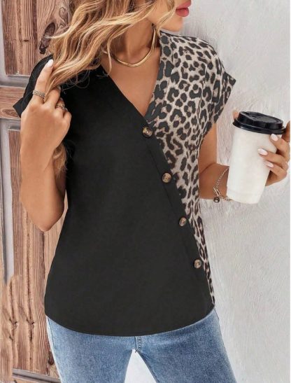 Chemise  Pour Femmes Col En V Avec  Et Manches Chauve-souris - Image 3