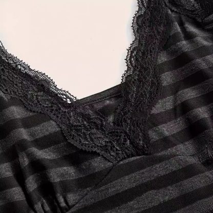Women's Striped Contrast Lace Lace-collared Blouse - Image 3