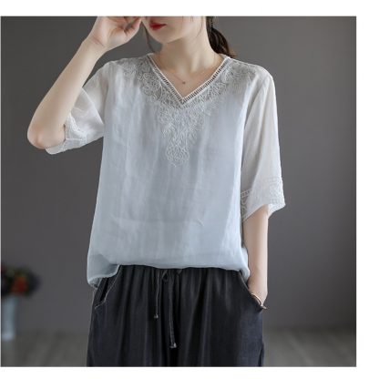 Women's Fashion Retro Cotton And Linen Embroidered V-neck Short-sleeved T-shirt - Image 4