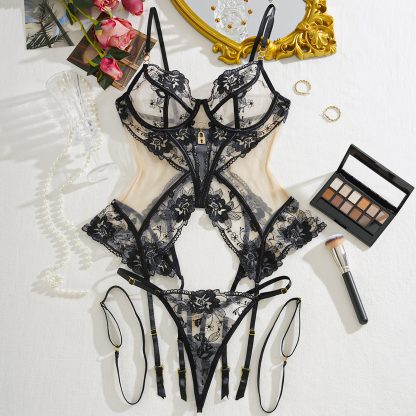 Bra Set Mesh See-through Thin Lace Underwear Three-piece Set - Image 5
